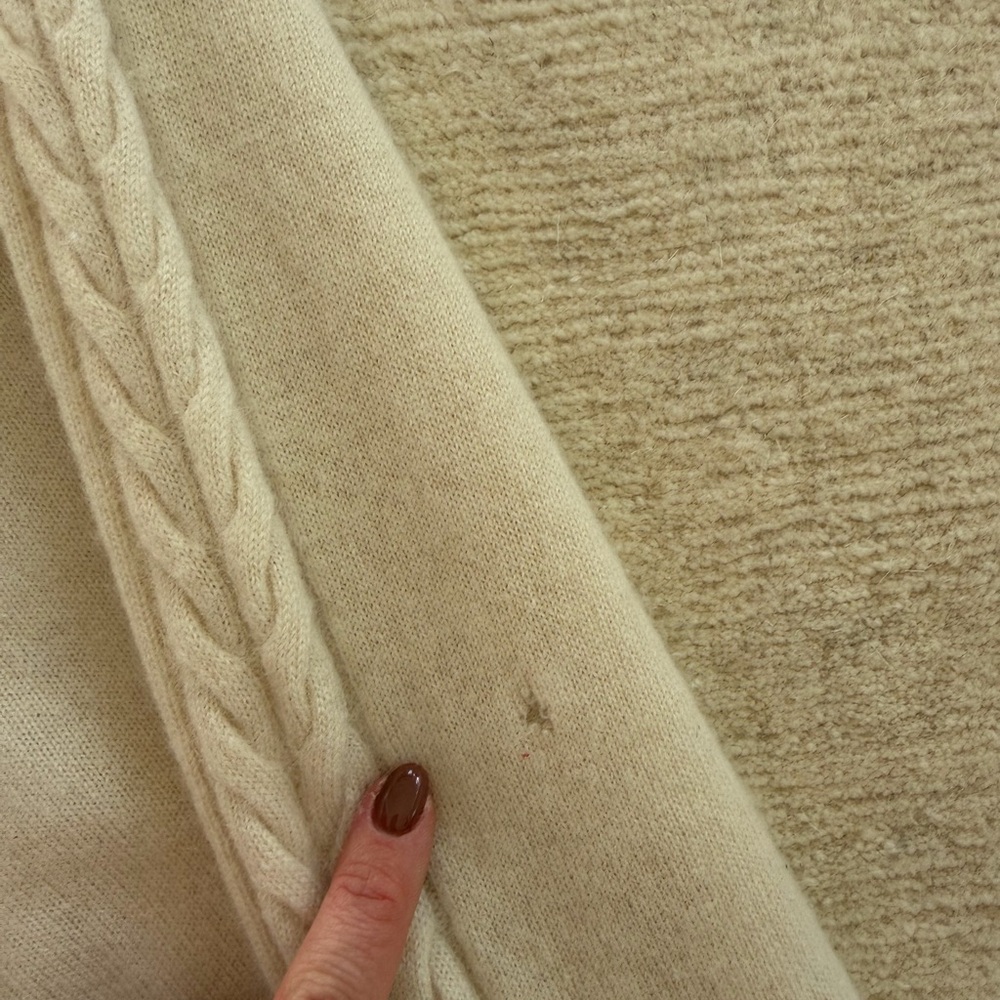 Gobi Cream Knit Cashmere Joggers - Picture 4 of 4